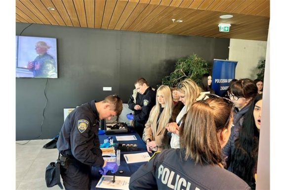 kampanja policija 04