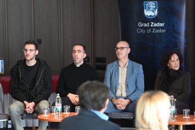 okrugli stol internet (6)