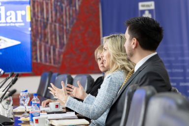 Nicole McGraw 03