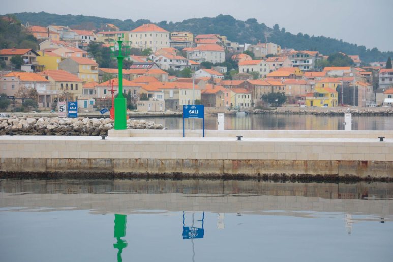 dugi otok 12