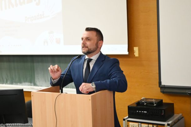 inkluzija (6)